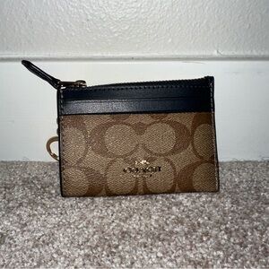 Coach Card Holder